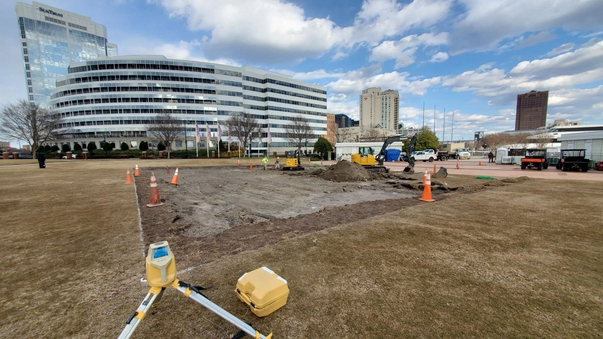 Construction project photograph 5